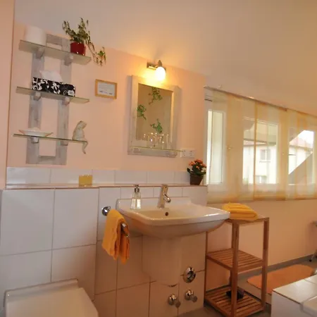 Rum i privatbostad Lamba Gastezimmer Lorch